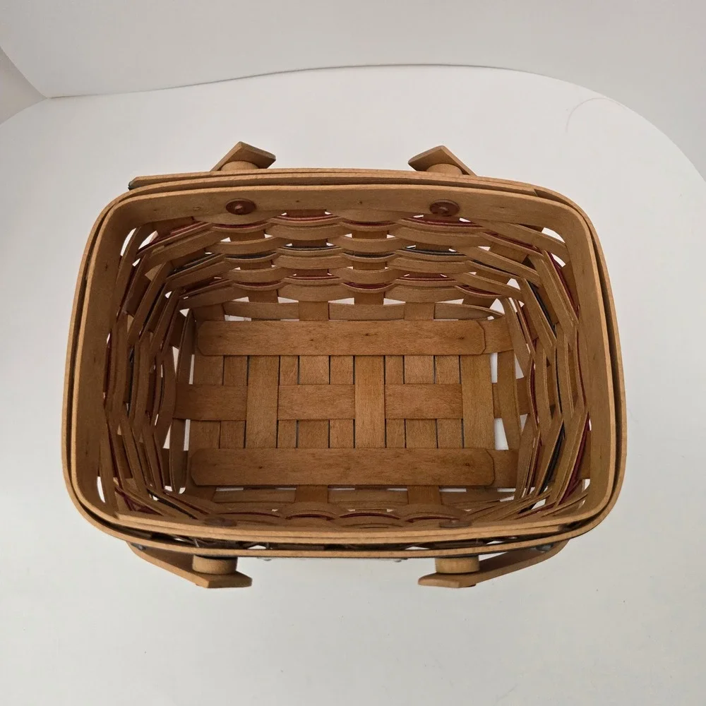 Longaberger 2002 Bee Basket Old Glory Drawstring Liner Family Signatures